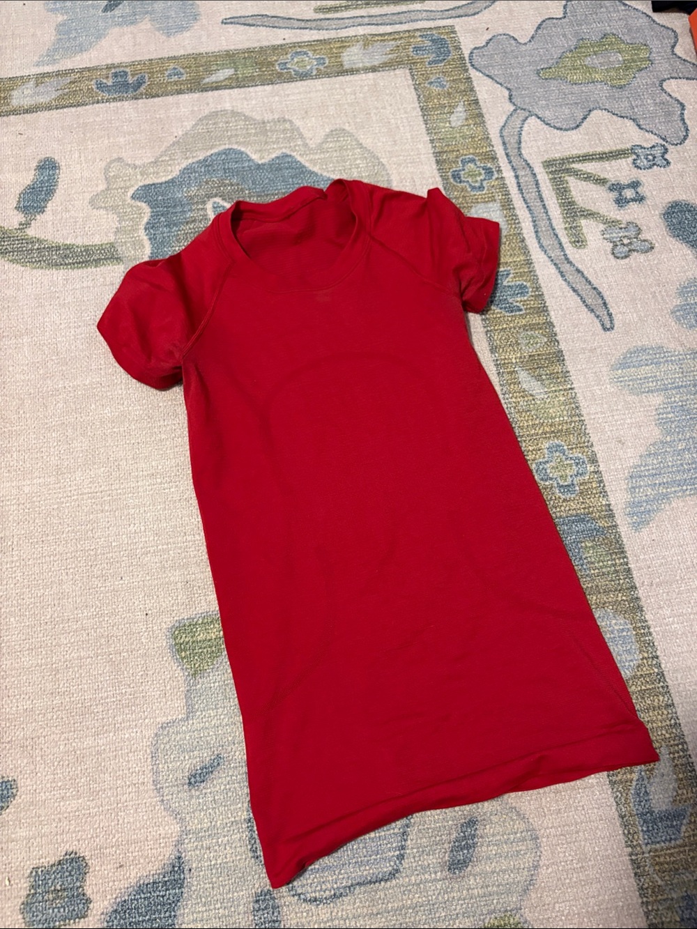 Red lululemon top